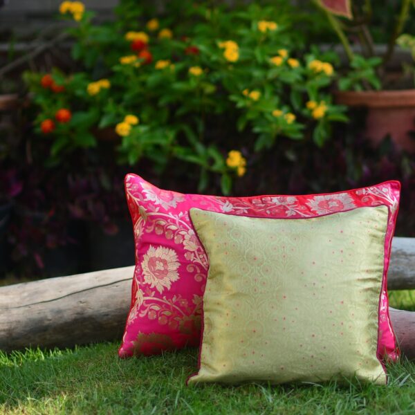 Brocade Gang Cushion Cover(Pack of 2)